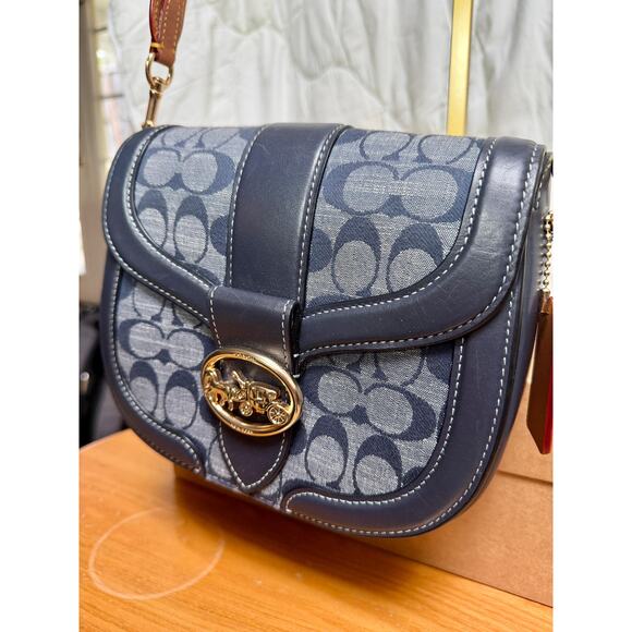 NWOT Coach Signature Denim Shay Saddle Bag Navy Leather Horse & Carriage – Small - Picture 3 of 11